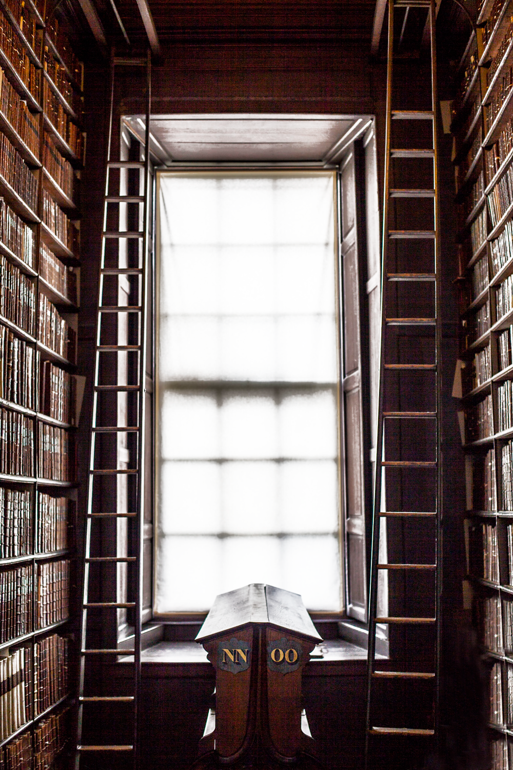 Travel Photography | The Window